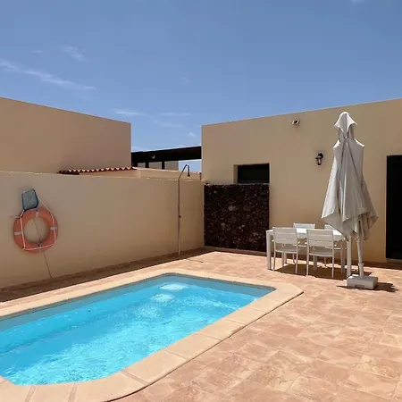 Anahi Homes Corralejo- Dracaena 18 *
